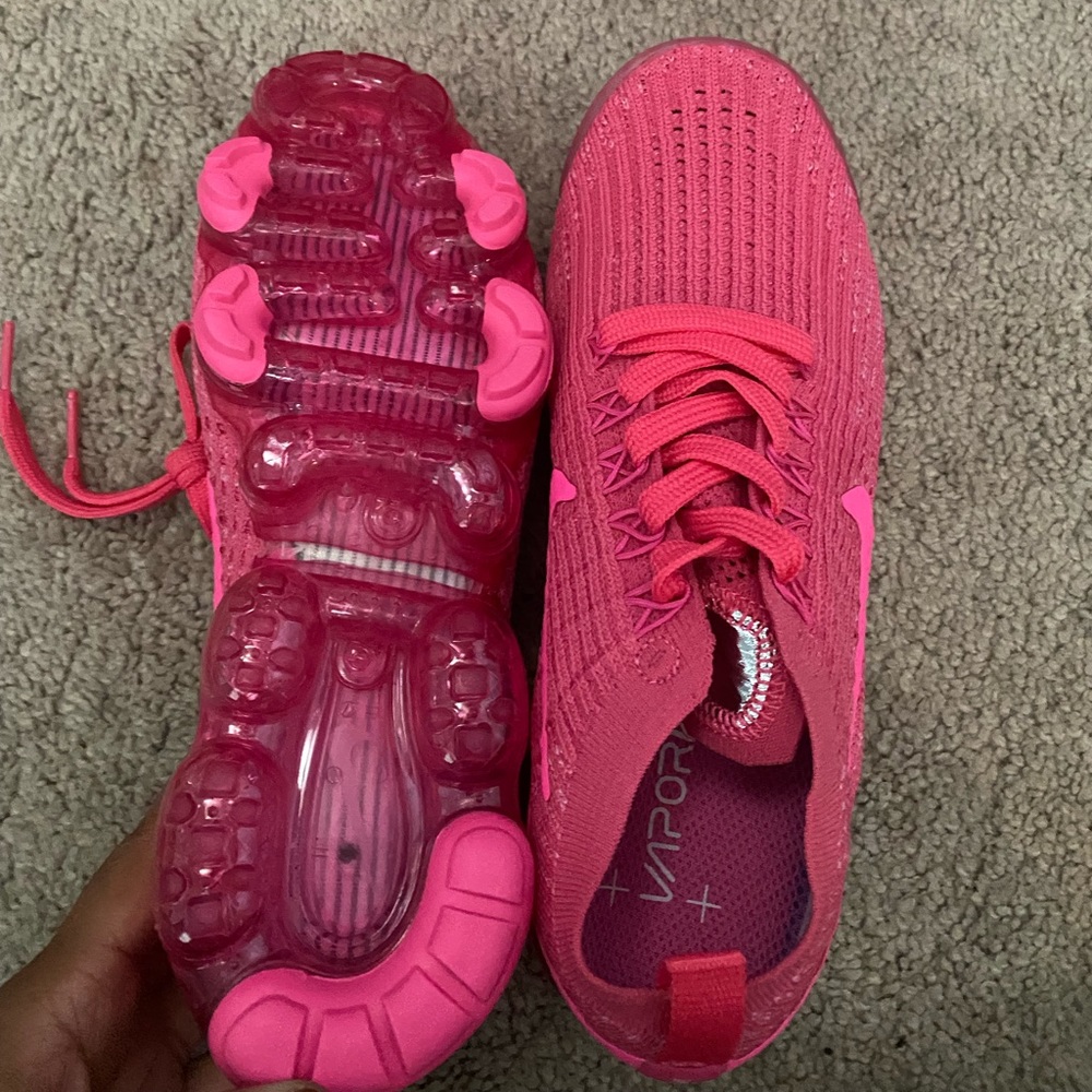 Nike Vapormax - pink, size 7. No box